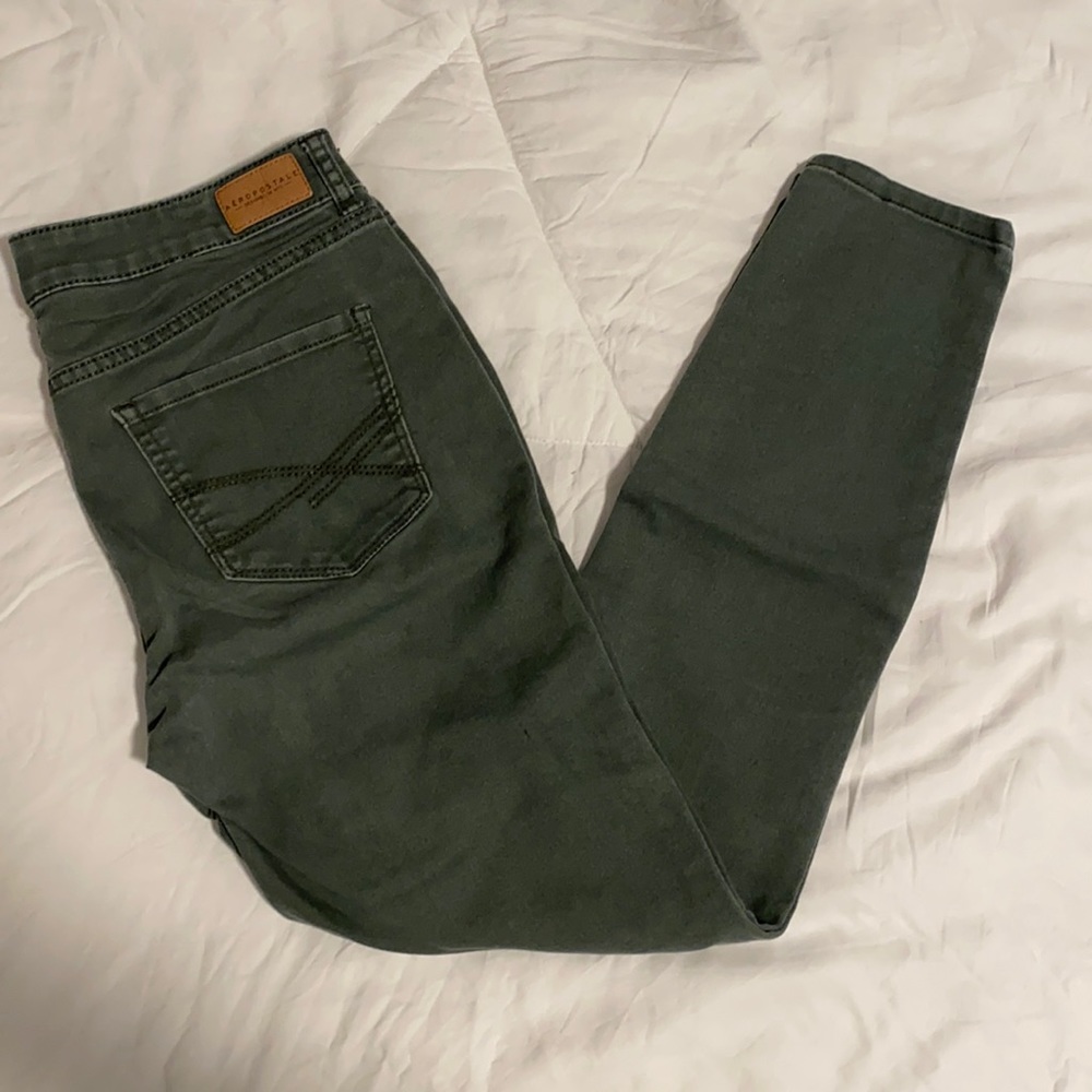 Aeropostale Green Skinny Jeans